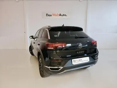 Usado VW T-Roc Sportline 150 CV (110 kW) 2022 Negro SUV