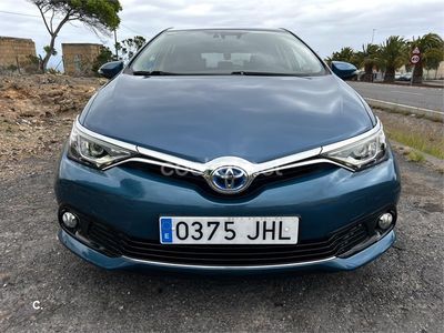 Toyota Auris Hybrid