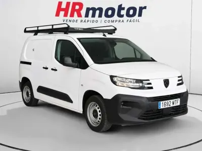 Usado Peugeot Partner S 102 CV (75 kW) 2024 Blanco Monovolumen