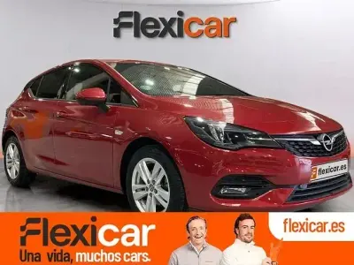 Usado Opel Astra GS Line 110 CV (80 kW) 2020 Rojo Berlina