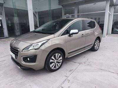 Usado Peugeot 3008 Allure 120 CV (88 kW) 2016 Beige Berlina