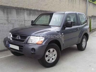Usado Mitsubishi Montero Intense 160 CV (117 kW) 2005 Gris / plata SUV