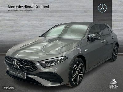 Usado Mercedes A250 AMG line 218 CV (160 kW) 2025 Gris Berlina