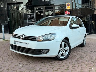 Usado VW Golf VII Advance 105 CV (77 kW) 2012 Blanco Berlina