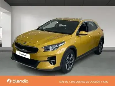 Usado Kia XCeed 160 CV (117 kW) 2021 Amarillo SUV