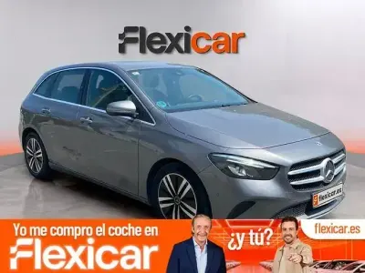Usado Mercedes B200 150 CV (110 kW) 2021 Gris Utilitario