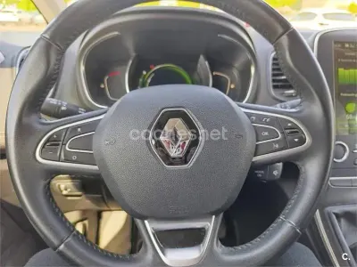 Usado Renault Scenic E-Tech Zen 110 CV (80 kW) 2018 Blanco Monovolumen