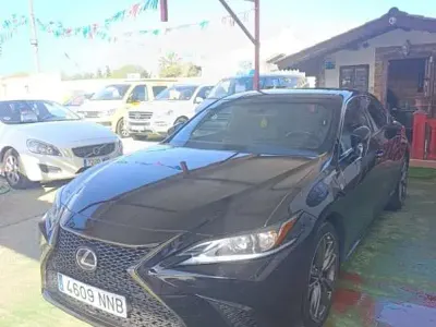Usado Lexus ES300 Sport Line 218 CV (160 kW) 2020 Negro Berlina