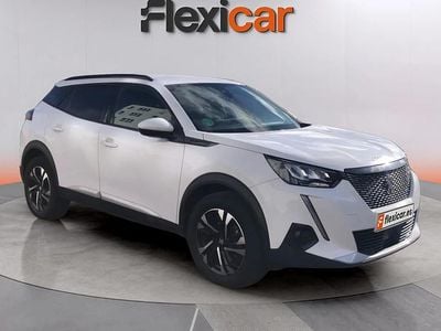Usado Peugeot 2008 Allure 131 CV (96 kW) 2021 Blanco SUV