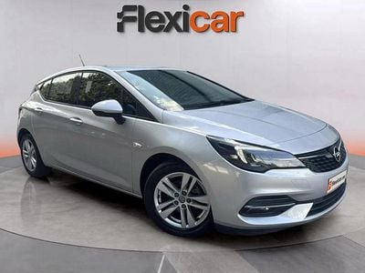 Usado Opel Astra Business Elegance 145 CV (106 kW) 2020 Gris Familiar