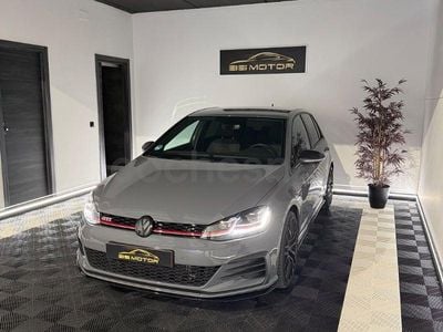 Usado VW Golf VII GTI 290 CV (213 kW) 2019 Gris / plata Berlina