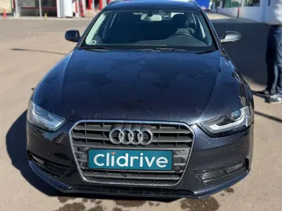 Usado Audi A4 Premium 150 CV (110 kW) 2014 Azul Familiar