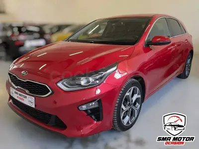 Usado Kia Ceed 136 CV (100 kW) 2021 Rojo Utilitario