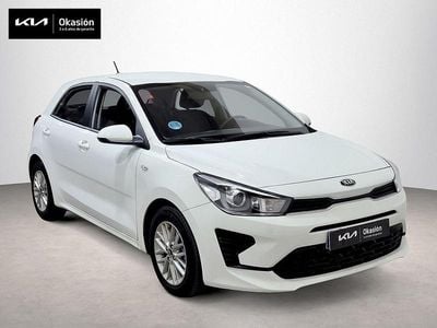 Usado Kia Rio 84 CV (61 kW) 2021 Blanco Berlina
