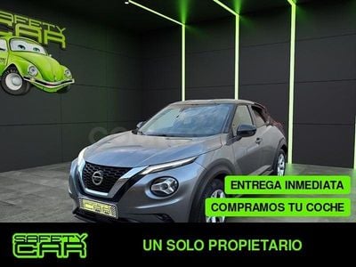 Usado Nissan Juke N-Connecta 114 CV (83 kW) 2021 Gris / plata SUV