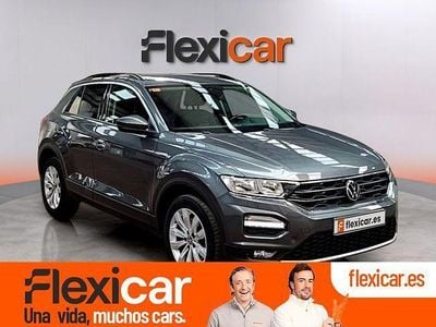Begagnad VW T-Roc Advance 150 HK (110 kW) 2021 Gul SUV