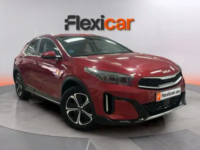 Usado Kia XCeed 141 CV (103 kW) 2023 Rojo SUV