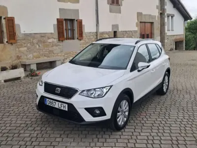 Usado Seat Arona Ecomotive 116 CV (85 kW) 2020 Blanco SUV