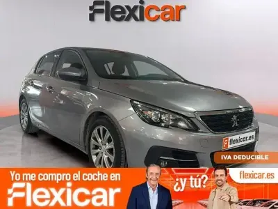 Usado Peugeot 308 Style 130 CV (95 kW) 2020 Gris Berlina