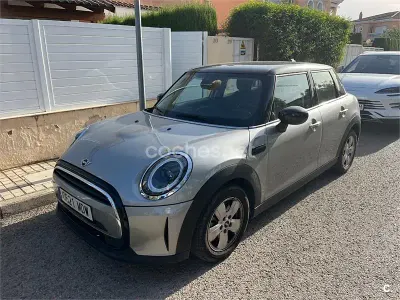 Usado Mini Cooper 136 CV (100 kW) 2023 Gris / plata Utilitario