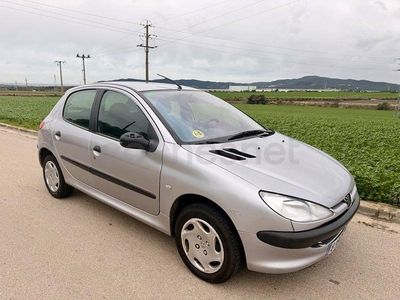 Gris / plata Usado 2003 Peugeot 206 Berlina | 2500 € (Precio justo)