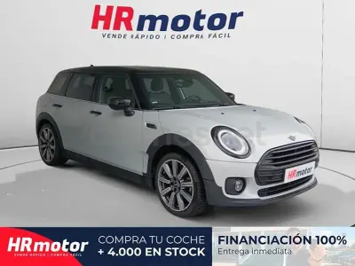 Usado Mini Cooper Clubman 136 CV (100 kW) 2023 Gris / plata Familiar