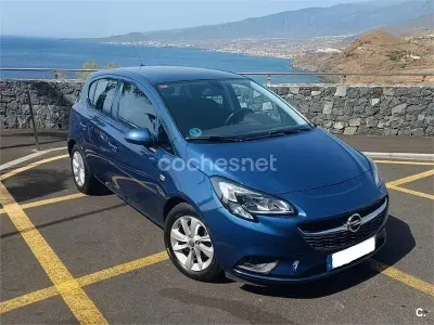 Usado Opel Corsa Selective 90 CV (66 kW) 2016 Azul Utilitario