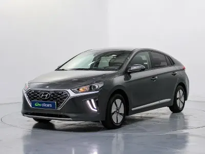 Usado Hyundai Ioniq 141 CV (103 kW) 2021 Gris / plata Utilitario
