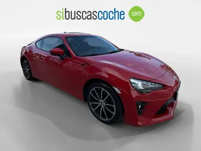 Używany Toyota GT86 GT 200 KM (147 kW) 2018 Czerwony
