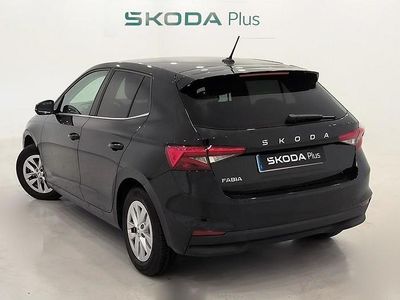 Usado Skoda Fabia Selection 95 CV (69 kW) 2025 Negro Utilitario