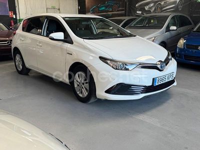 Toyota Auris Hybrid