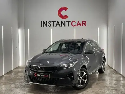 Usado Kia XCeed 141 CV (103 kW) 2021 Gris / plata SUV