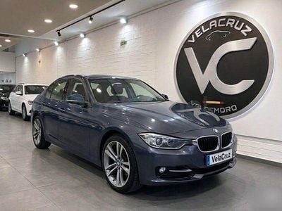 Usado BMW 318 143 HP (105 kW) 2013 Cinzento Sedan