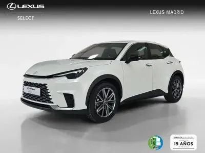 Usado Lexus LBX 136 CV (100 kW) 2026 Blanco SUV
