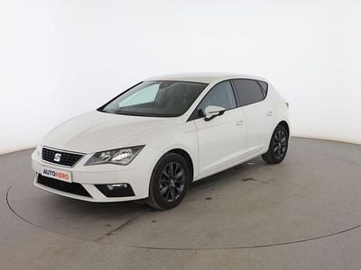 Usado Seat Leon Style 116 CV (85 kW) 2019 Blanco Berlina