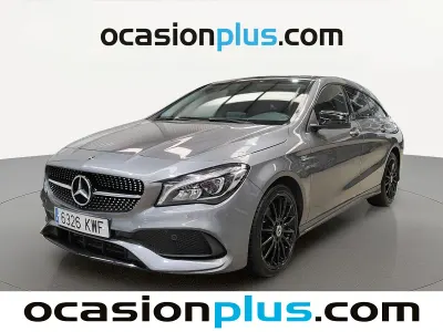 Usado Mercedes CLA200 Shooting Brake AMG 136 CV (100 kW) 2019 Gris Familiar