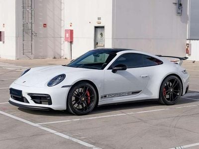 Porsche 911 Carrera GTS