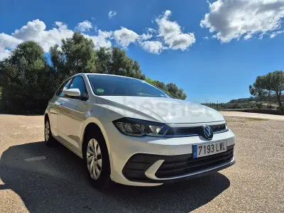 Usado VW Polo Life 95 CV (69 kW) 2022 Blanco Utilitario