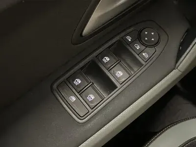Usado Dacia Duster Extreme 140 CV (102 kW) 2025 Negro SUV