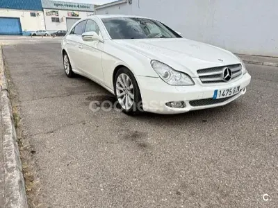 Usado Mercedes CLS320 224 CV (164 kW) 2008 Blanco Coupe