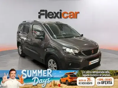 Usado Peugeot Rifter Active 130 CV (95 kW) 2018 Gris Monovolumen