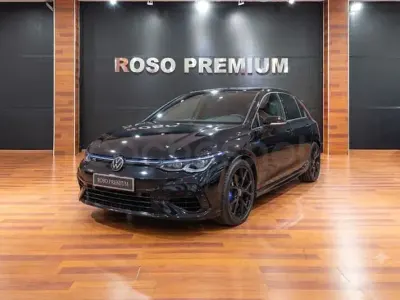Usado VW Golf VIII R 320 CV (235 kW) 2021 Negro Berlina