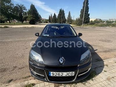Begagnad Renault Laguna III LIMITED 130 HK (95 kW) 2015 Brun Sedan