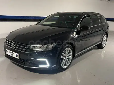 Usado VW Passat GTE 218 CV (160 kW) 2022 Negro Familiar