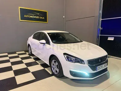 Usado Peugeot 508 Active 120 CV (88 kW) 2016 Blanco Berlina
