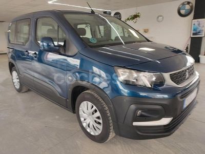 Usado Peugeot Rifter Active 100 CV (73 kW) 2021 Azul Monovolumen