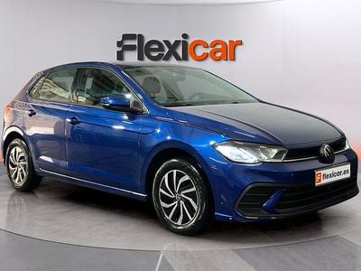 Usado VW Polo Life 110 CV (80 kW) 2022 Azul Utilitario