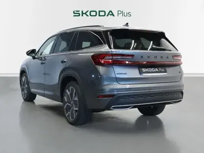 Usado Skoda Kodiaq SportLine 204 CV (150 kW) 2026 Gris SUV