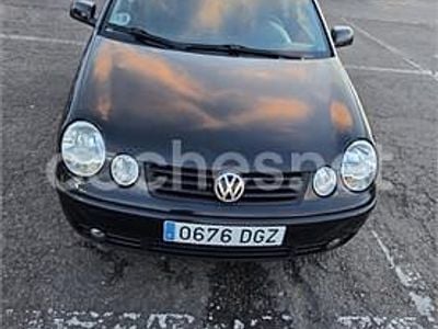 Usado VW Polo Trendline 75 CV (55 kW) 2005 Negro Utilitario
