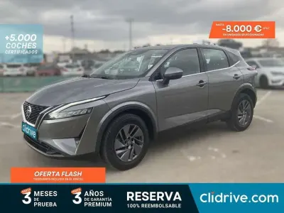 Usado Nissan Qashqai Acenta 158 CV (116 kW) 2021 Gris SUV
